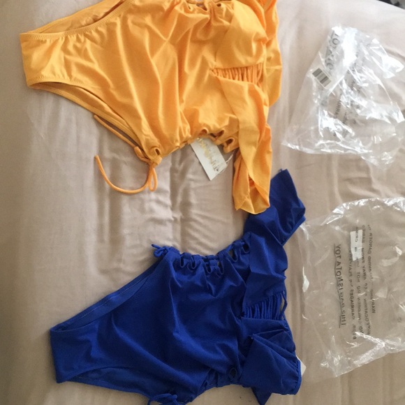 New Swimsuit. NEVER been used/wore - Picture 3 of 3